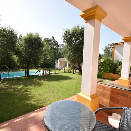 Luxurious In Caldas Da Rainha With Pool, Cleaning Included