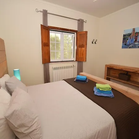 Luxurious In Caldas Da Rainha With Pool, Cleaning Included * Salir de Matos