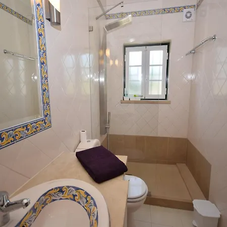 Luxurious In Caldas Da Rainha With Pool, Cleaning Included * Salir de Matos