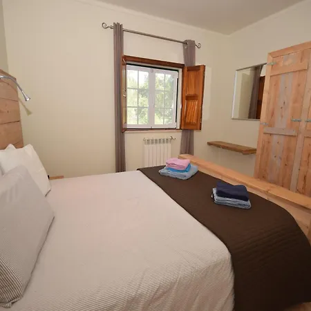 Villa Luxurious In Caldas Da Rainha With Pool, Cleaning Included