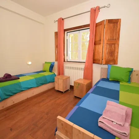 Luxurious In Caldas Da Rainha With Pool, Cleaning Included *